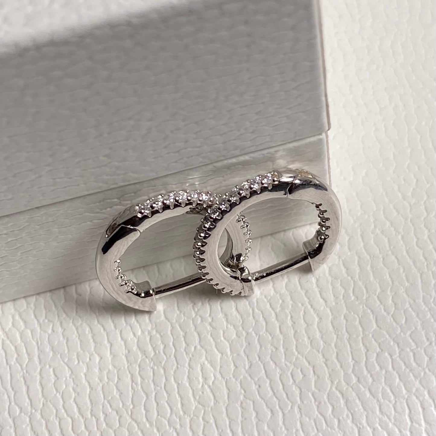 PACK PROMO: 2 Colliers + Boucles d’oreilles gratuites