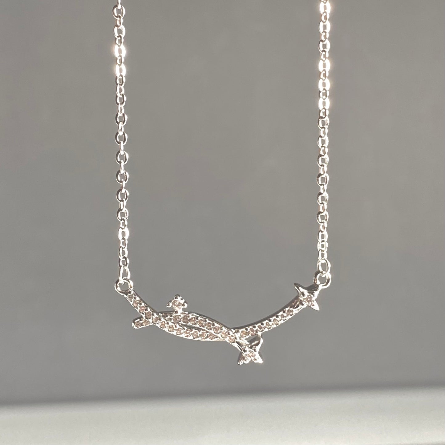 Glinsty | NECKLACE