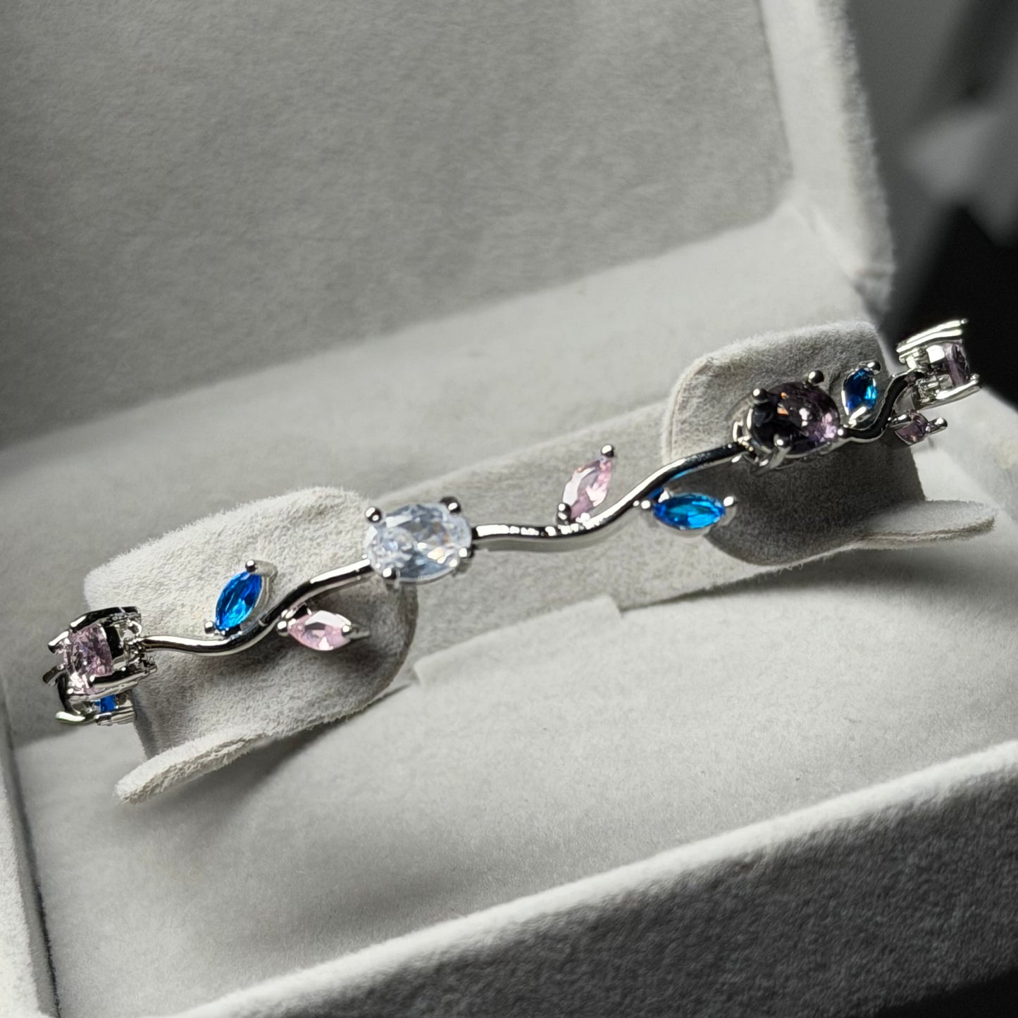 TULIP BRACELET | Spectrum💜🩷🤍💙