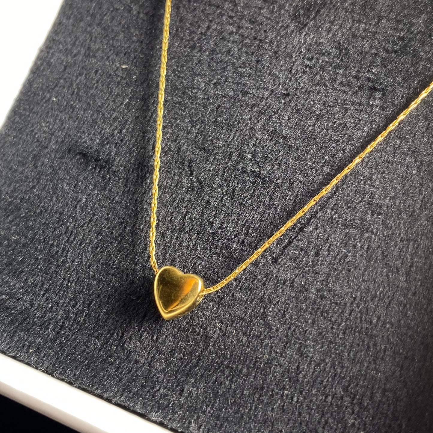 HEARTLINE
