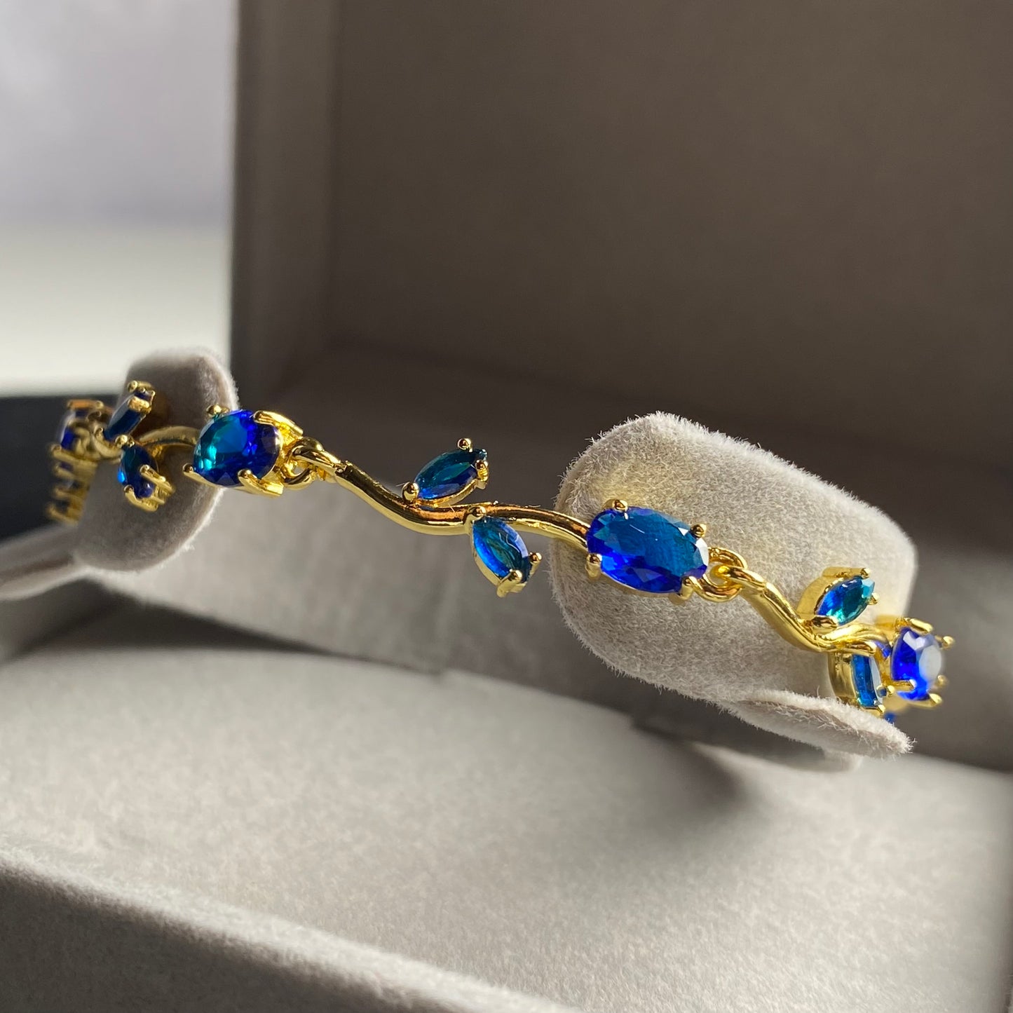 TULIP BRACELET | ROYAL BLUE💙👑
