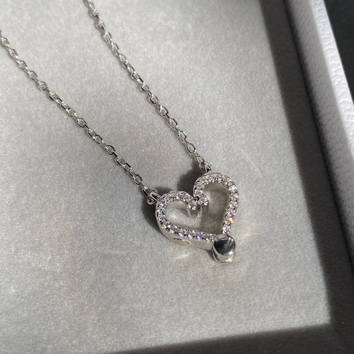 Heartiva Necklace