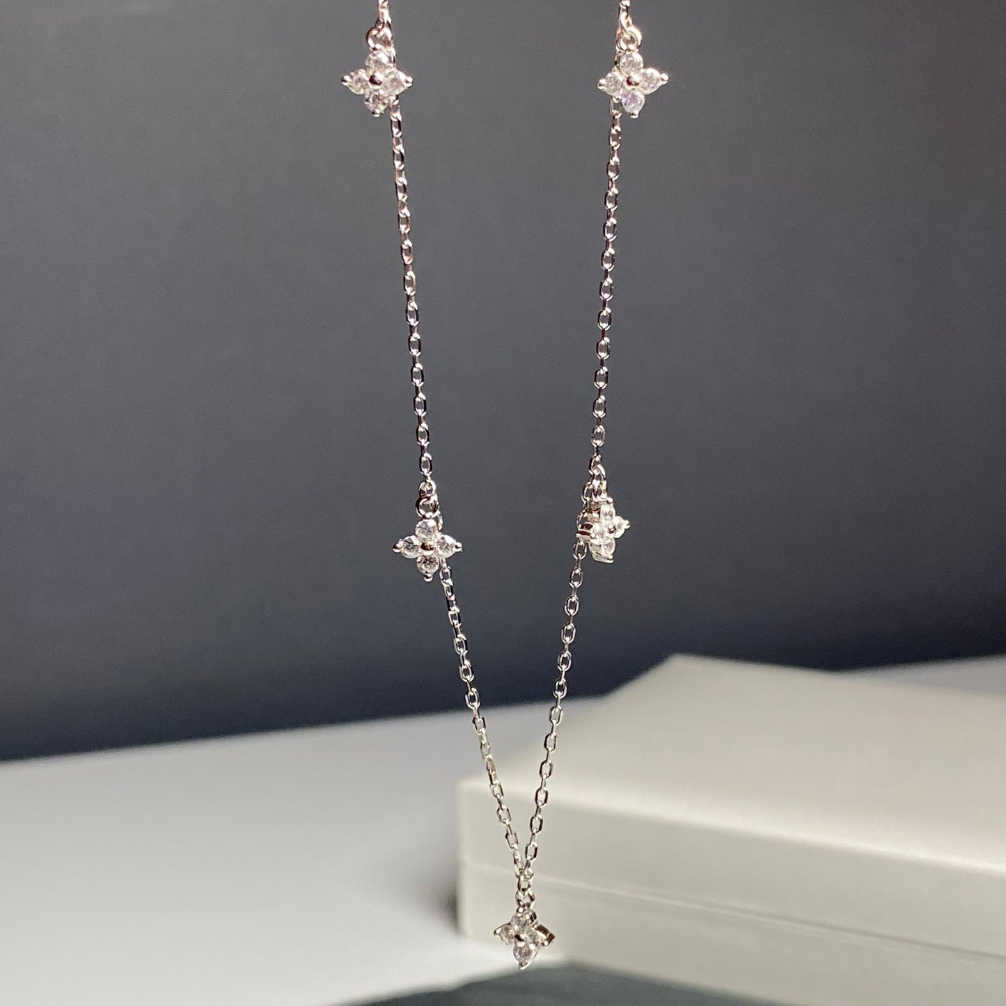 PACK PROMO: 2 Colliers + Boucles d’oreilles gratuites