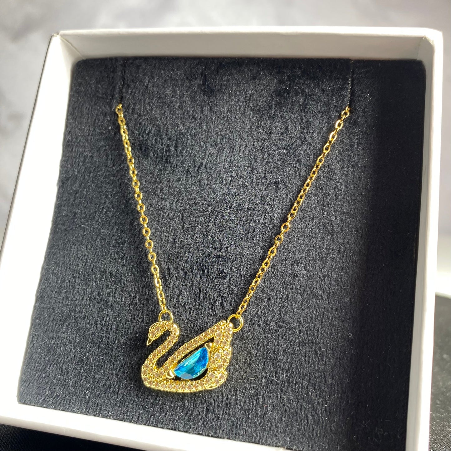 Collier Swan🦢 | avec boite gratuite