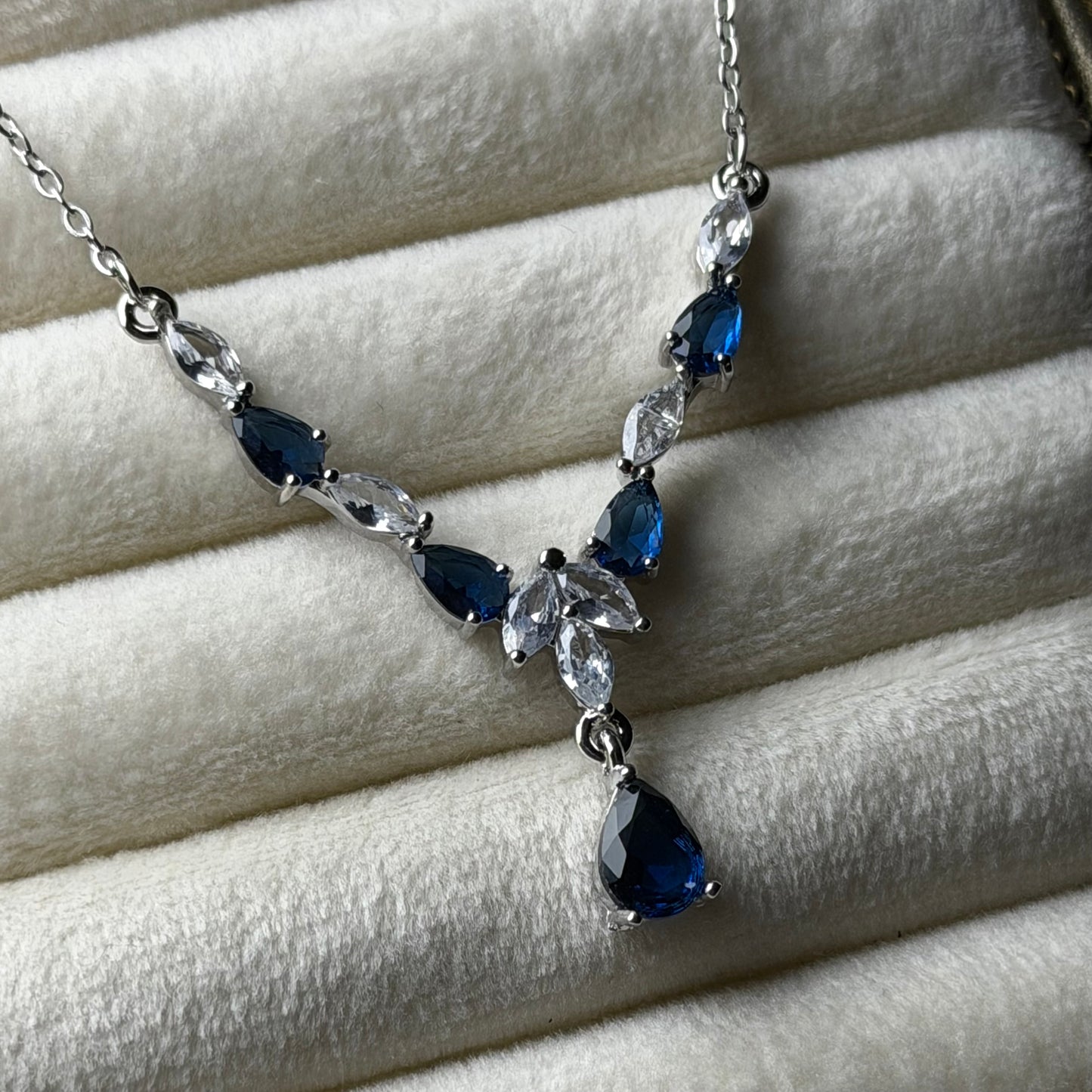 AURORA | BLEU GRIS