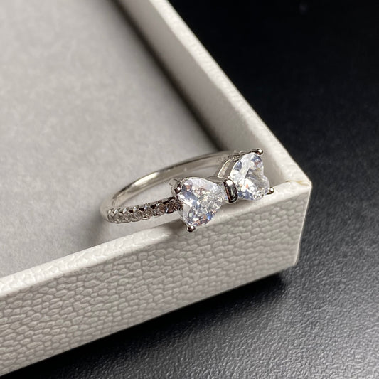WHITE BOW | PANDORA