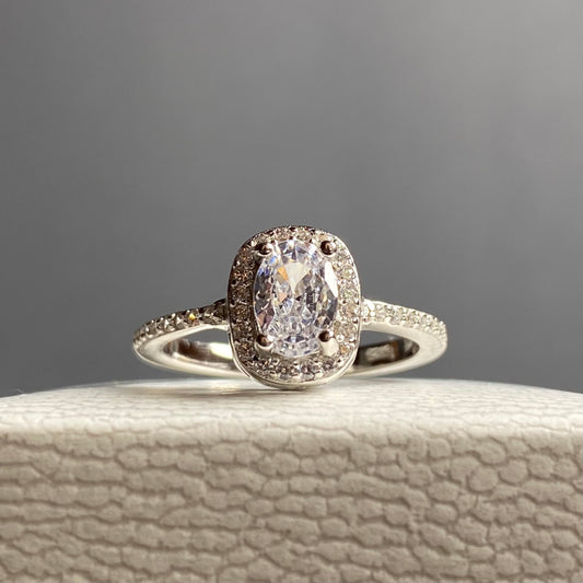 ALLURE RING