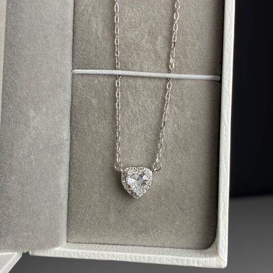 PRINCESS NECKLACE | WHITE