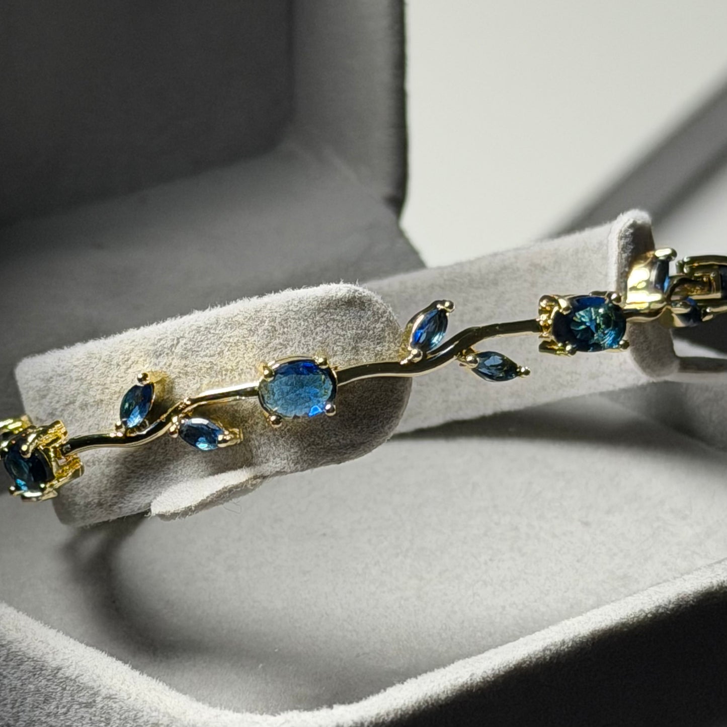 TULIP BRACELET | ROYAL BLUE💙👑