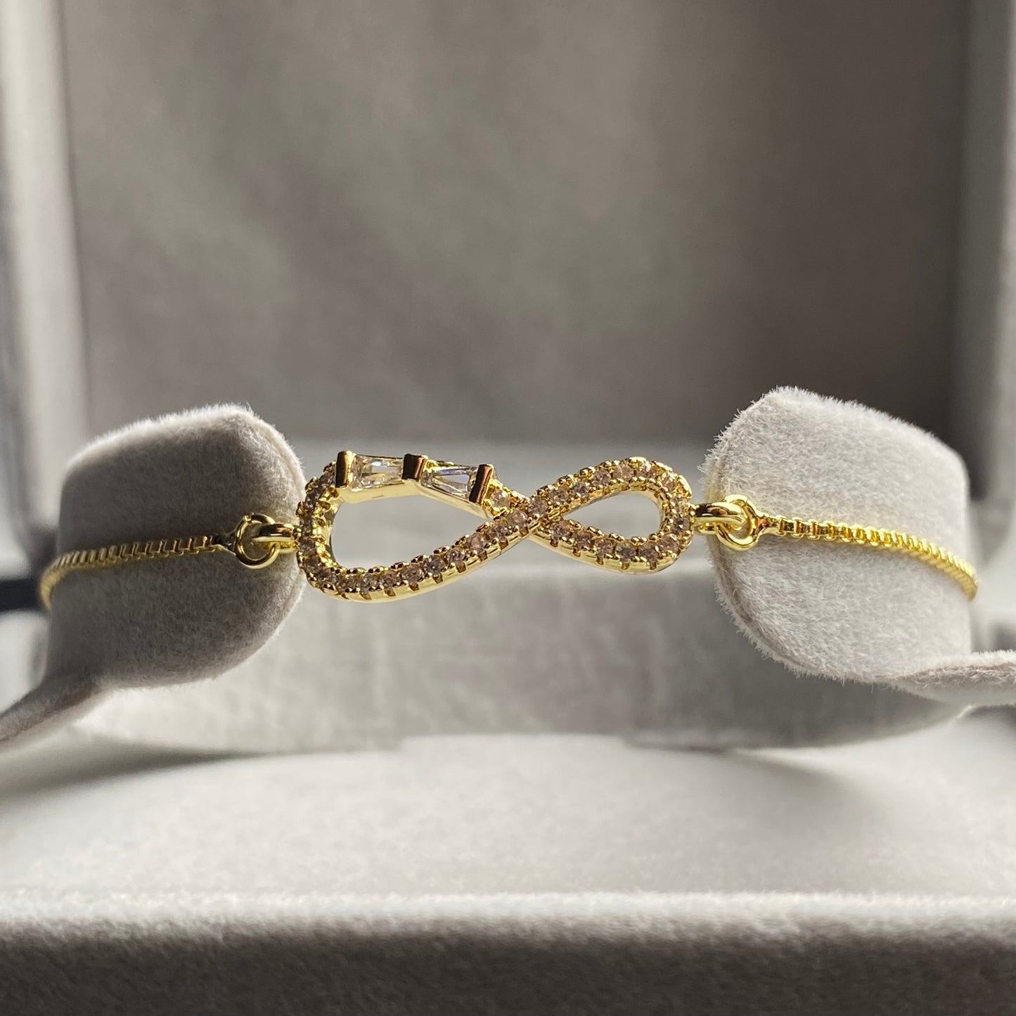 INFINITY BRACELET