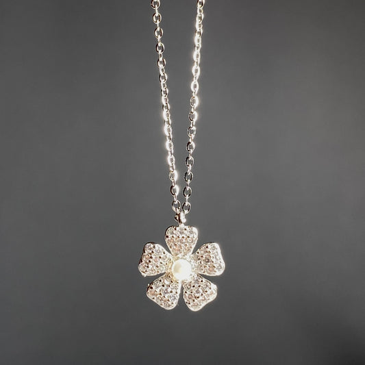 ROSELLA NECKLACE